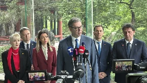 Vučić ogolio blokadersku propagandu o broju učesnika skupa na Slaviji: "Mene samo interesuje kome mogu takvu laž da prodaju"