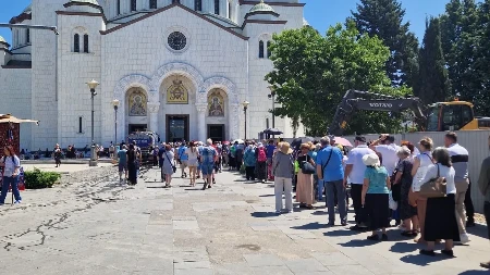 SPC potvrdila - Pojas presvete Bogorodice u Hramu Svetog Save do 1. juna zbog interesovanja vernika