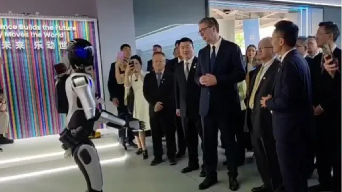 To nema niko drugi u Evropi! Vučić: Za dva meseca humanoidni roboti u Srbiji