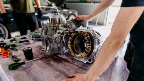 Kako prljavština i so izazivaju misteriozne kvarove - da li sme da se pere električni motor