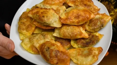 Ako volite uštipke i tikvice, ovo je idealan recept za vas: Obrok spreman za 15 minuta, a nestaje sa stola za tren