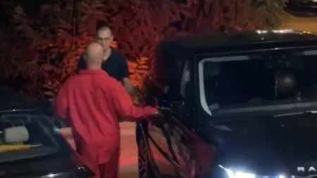 Ćerka našeg pevača radi u Ministarstvu spoljnih poslova: Deca mu se nikada nisu javno eksponirala!