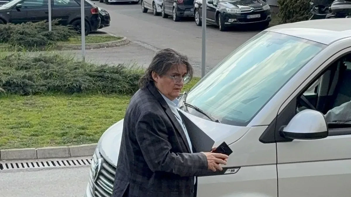 Kemiš pred kamerama izvređao Viki, a sa Tašketom ne priča godinama, razlog se zna!