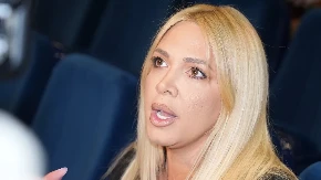 Tajni razgovor Milice sa srpskim moćnikom: Pala mu na ramena u jeku skandala sa oženjenim muškarcem!