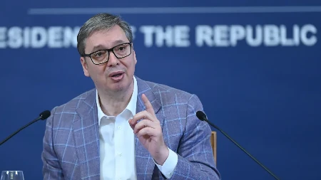 Nije reč o pticama, smeta im transparent "Srbija pobeđuje"! Vučić se oglasio o dešavanjima na Terazijama
