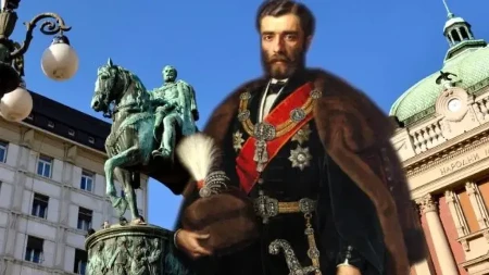 Gde pokazuje knez Mihailo? Odgovor će vas oduševiti, saznajte tajne najpoznatijeg srpskog spomenika