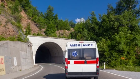 Bez vozačke s neispravnim vozilom vozio tamo gde je zabranjeno: Poginuo je