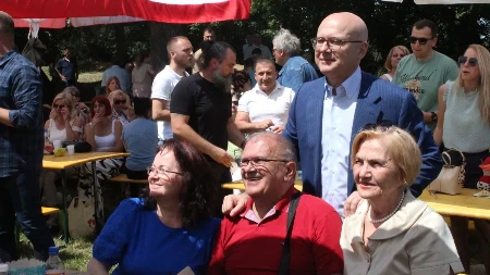 "Narod hoće normalan život, a ne razbijene glave" Jasna poruka Vučevića iz Kameničkog parka! 