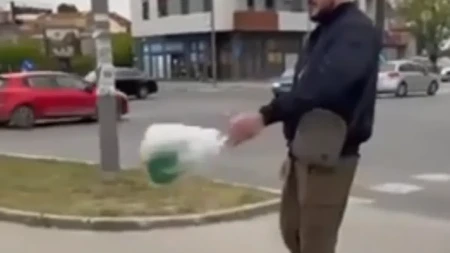 "Zabranjeno hraniti životinje" preraslo u zasipanje smećem: Zašto institucije ne kažnjavaju nasilje nad pristalicama SNS-a?