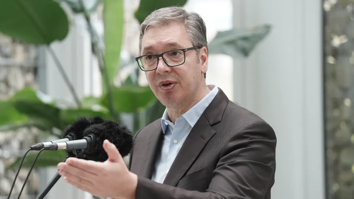 Vučić poslao jaku poruku: Sami ćemo da čuvamo svoje nebo i zemlju! 