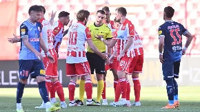 Čukarički - Crvena zvezda: Domaćin uzvratio crveno-belima i ostao sa igračem manje