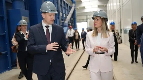 MINISTARKA MESAROVIĆ OTVORILA POGON KOMPANIJE "TATRAVAGONKA" U SUBOTICI! 500 ZAPOSLENIH, 100 POSTO IZVOZA Za godinu napravljeno 400 vagona!