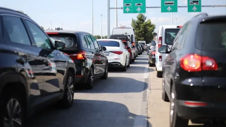 Tri sata čekanja na ovim granicama: Evo kakvo je stanje na prelazima
