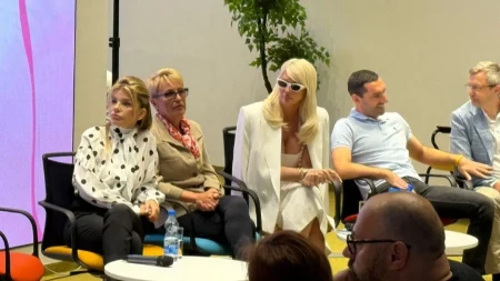 "Moja prijateljica je tako otkrila rak" Karleušinu poruku danas svaka žena treba da čuje