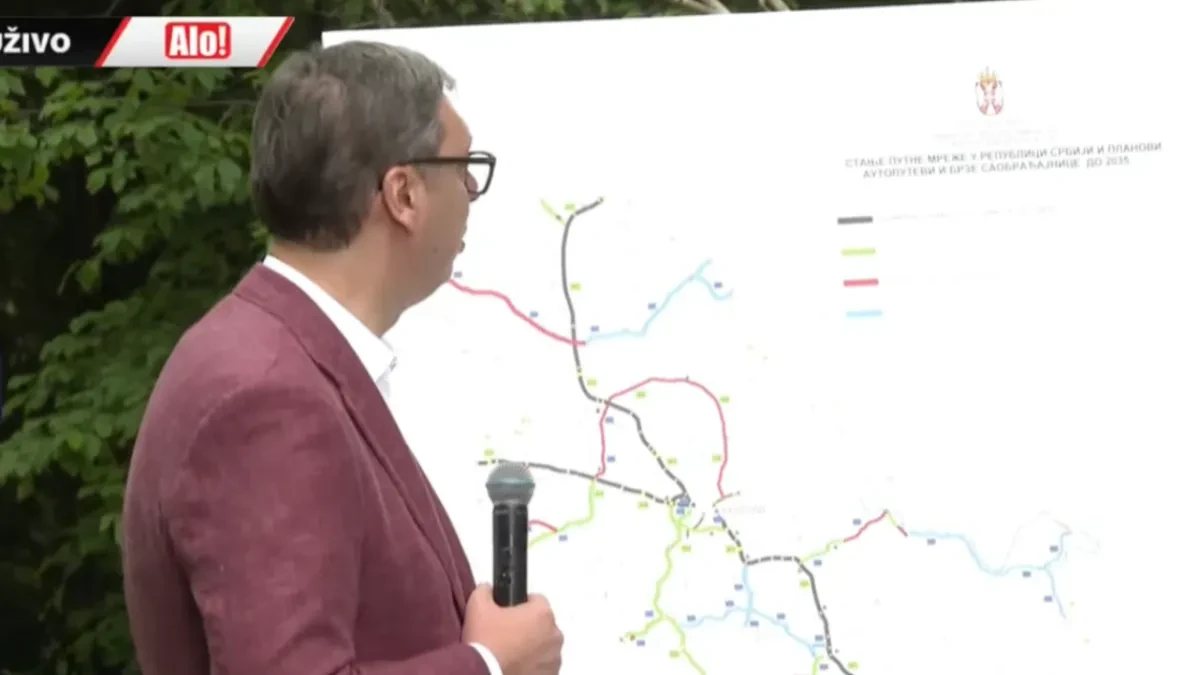 "Ovo crno je izgrađeno do 2012. godine, ovo crveno - to sada gradimo" Vučić pokazao mapu, ovo je impresivno