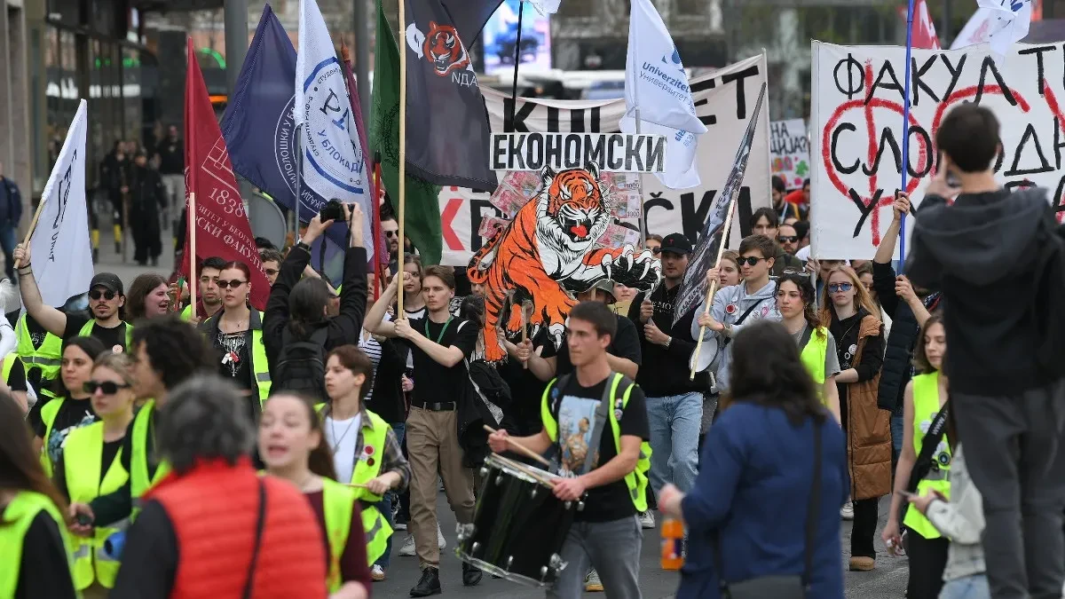 Totalna panika među blokaderima: Stalno traže izbore,  a boga mole da ih ne bude!