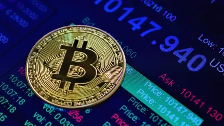 Bitkoin skočio pa stao - investitori zbunjeni 