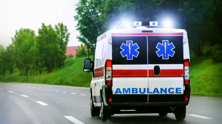 Devojka (24) umrla u hodniku bolnice, jer su tehničari mislili da "preteruje"i nije joj ništa 