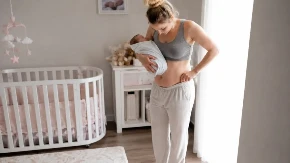 „Kako ste smršale posle porođaja?“ Mama postavila pitanje, a žene krenule da iznose brutalno iskrena iskustva