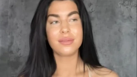 ''Mislila sam da umirem'' Palila sveće u sobi, pa završila u bolnici sa strašnim simptomima!