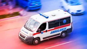 Petoro povređenih u Beogradu: Tokom noći šest udesa, saopštila Hitna pomoć