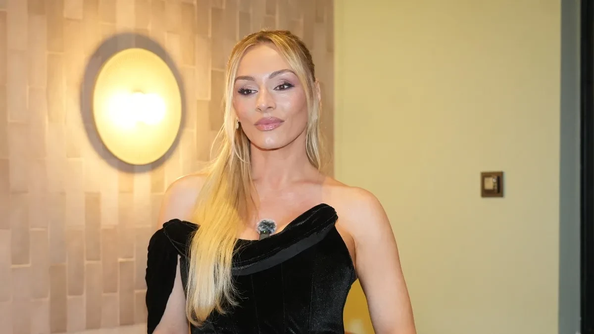 Istina o imenu Anabele Atijas šokira: Pevačica otkrila veliku porodičnu tajnu, evo šta su njeni roditelji hteli da izbegnu!