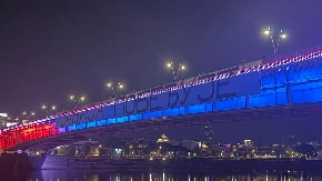 "Srbija pobeđuje!" Veličanstvena scena na Brankovom mostu (VIDEO)