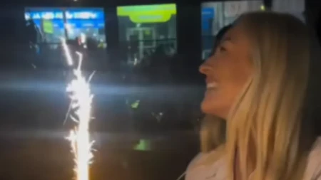 Posle razvoda uhvaćena u ovom izdanju! Muž javno priznao da ju je varao, a evo šta radi pevačica! 
