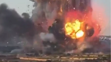 Jeziva eksplozija u fabrici vatrometa: Zgrade se tresle od detonacije, kruže zastrašujući snimci! (VIDEO)