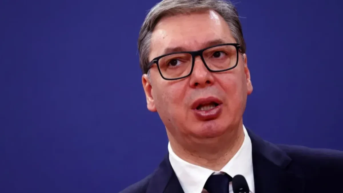 Predsednik Vučić se upravo oglasio: Obratiće se javnosti u 21 čas!