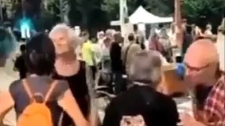 Studentski protest ili žurka penzionera? (VIDEO)