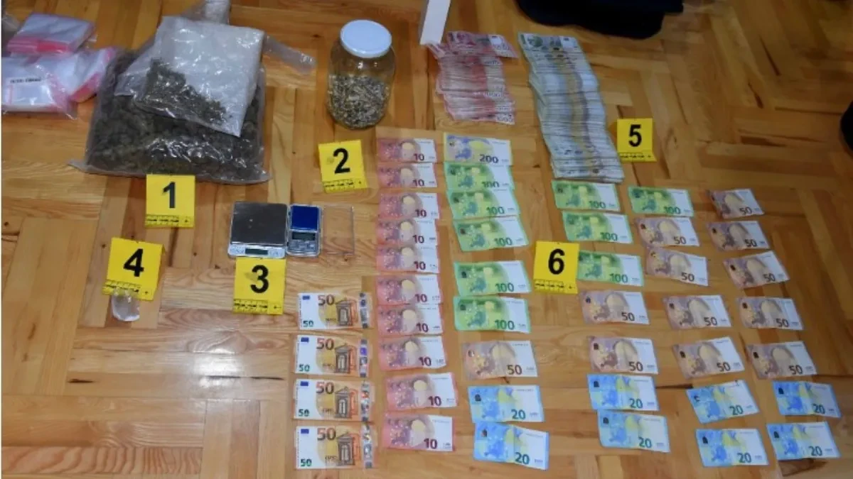 Pao diler (22) na Novom Beogradu - našli mu dve kile droge u garaži!