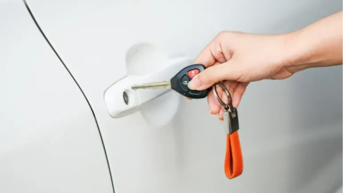 Ovo svaki vozač mora da zna: Evo kako da otključate vrata automobila kada elektronika otkaže