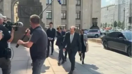 Sasuo im je sve u lice! Otkriveni detalji sastanka ruskog ambasadora ii evropske trojke