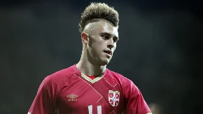 Oko njega ratovali Zvezda i Partizan, prozvan "srpskim El Šaravijem", doneo srpskom klubu milionsku zaradu, a sada ima neobičan klub