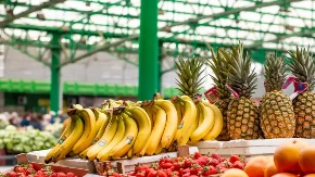 Jedni proizvodi poskupljuju, drugi pojeftinjuju - trešnje i borovnice skuplje