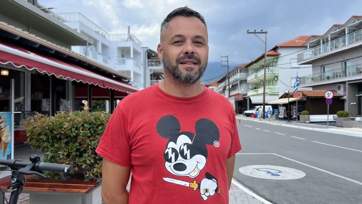 Srpkinja doživela srčani zastoj na plaži u Grčkoj: Lekar i mladić iz bara joj spasli život