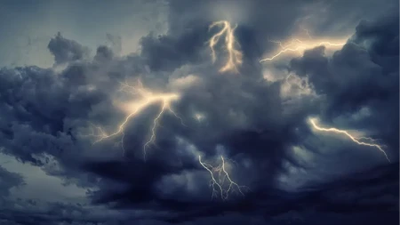 Za 30 minuta počinje paklena oluja! RHMZ upalio meteoalarm, započeta hitna procedura za građane
