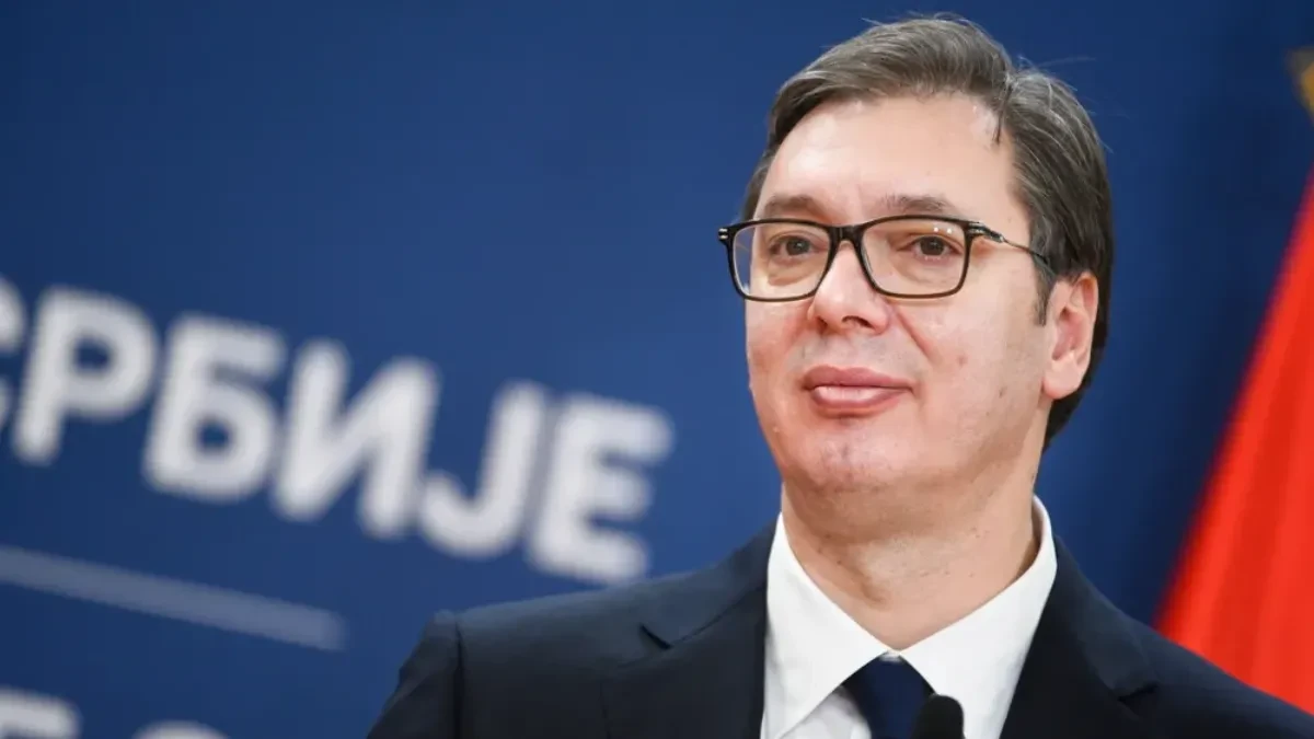 Tačno u 10 sati: Vučić se obraća javnosti