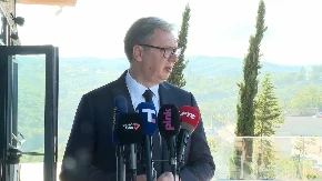 "Sve zasnivaju na laži, kad nemaju argumente - onda sam lud" Vučić odgovorio Đilasu i N1