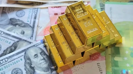 Zlato palo 25 odsto, a oni i dalje kupuju - poruka najmoćnijih finansijskih institucija zabrinula tržišta