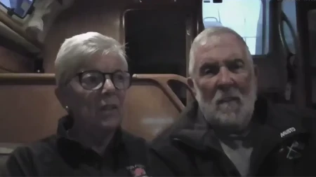 Rusi pucali ispred britanske jahte! Bračni par u šoku: "Sakrila sam glavu ispod pokrivača" (VIDEO)