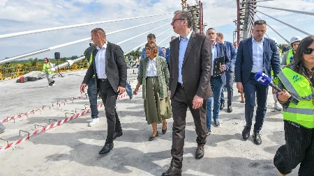 Aleksandar Vučić obišao radove na mostu kod Novog Sada: Remek-delo i veličanstveni put u budućnost Srbije!