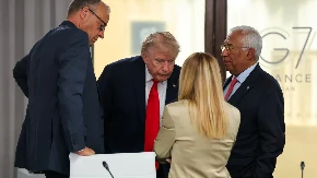 "Meloni me molila da se slikam s njom" Tramp: "Bilo mi ju je žao"