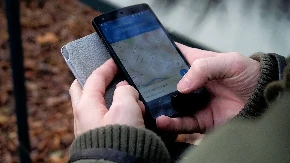 Nevidljivi lokatori su svuda oko vas - stručnjaci otkrili kako telefoni prate kretanje