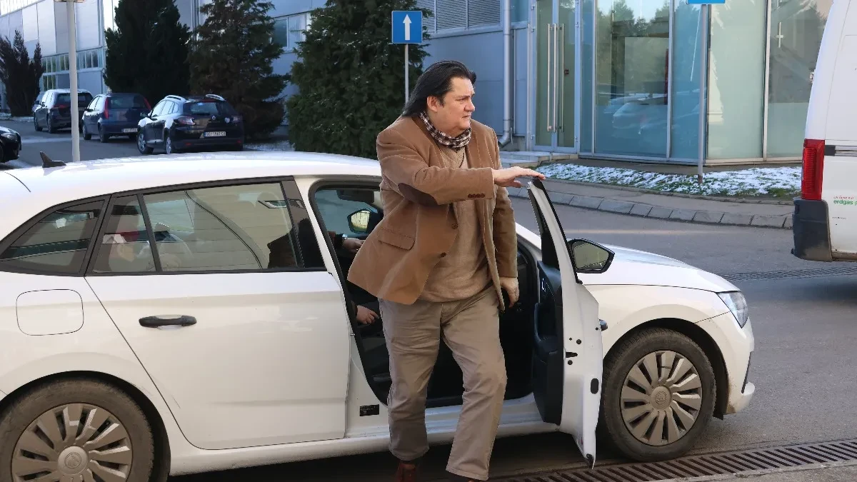 Kemiš pred kamerama izvređao Viki, a sa Tašketom ne priča godinama, razlog se zna!
