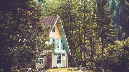 Malo ko je očekivao ovakvu cenu: Kuća sa 12 ari placa i pogledom na Dunav prodaje se za 40.000 evra