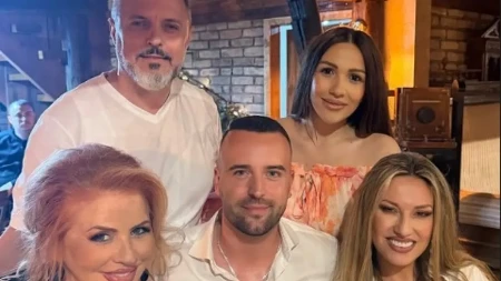 Nenad Manojlović dobio sina! Govorio da nisu u dobrim odnosima, a sada zagrljen sa Radom na slavlju! (FOTO)