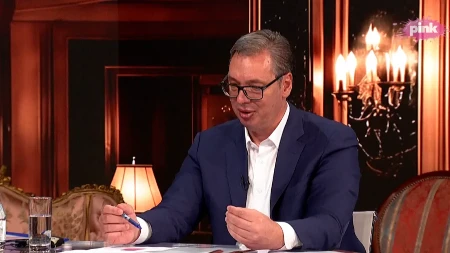"Nama drži lekcije čovek koji je ostavio evro na 117 dinara" Vučić udario na blokadersku listu