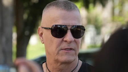 "Imao sam odnos sa drugim muškarcem!" Đorđe David šokirao odgovorom na samom početku finala Zvezde Granda!